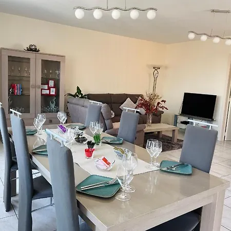 Lägenhet La Vie A Oostende